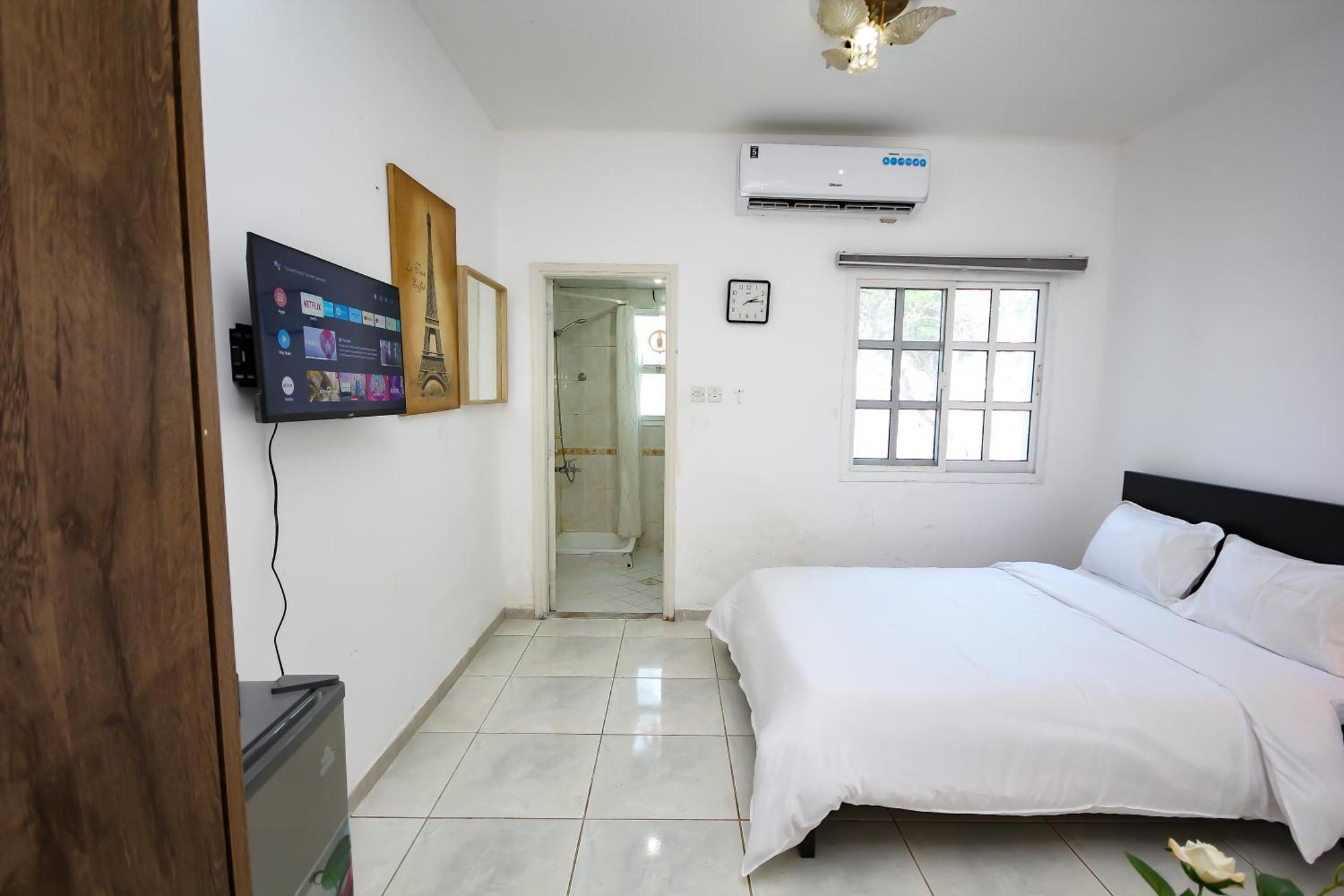 Comfortable Private Rooms In Compound Housing Dubai Esterno foto